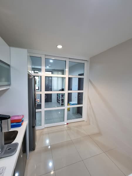 Rumah Teres 2 Tingkat untuk Dijual di Kinrara Residence (Puchong) - John Lee - Kitchen - PropertyGuru.com.my