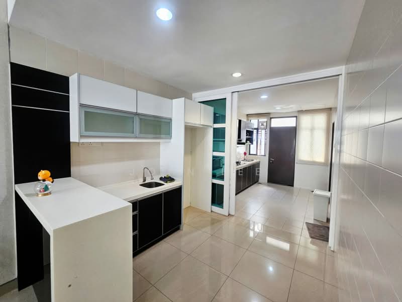 2-storey Terraced House for Sale in Kinrara Residence (Puchong) - John Lee - Kitchen - PropertyGuru.com.my