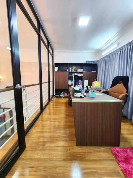 3-storey Terraced House for Sale in Lake Fields (Sungai Besi) - Loke . - Study - PropertyGuru.com.my