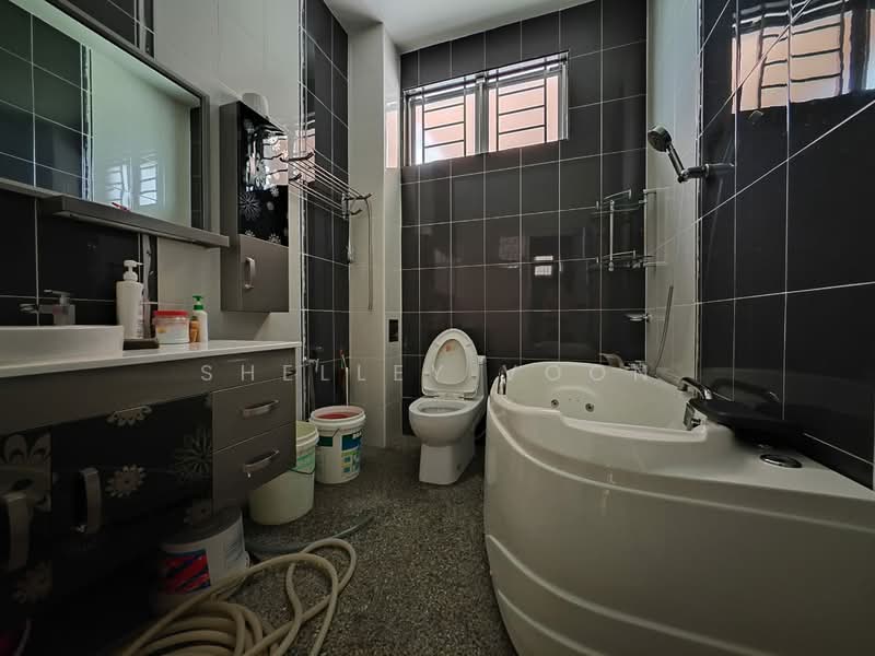 Rumah Teres 2 Tingkat untuk Dijual di Balik Pulau (Penang) - Shelley Voon - Bathroom - PropertyGuru.com.my