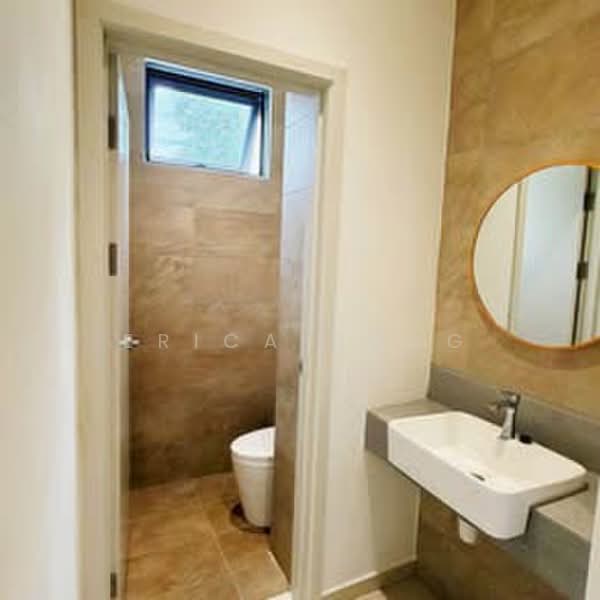 Townhouse for Rent in Kuching (Sarawak) - Erica Bong - Bathroom - PropertyGuru.com.my