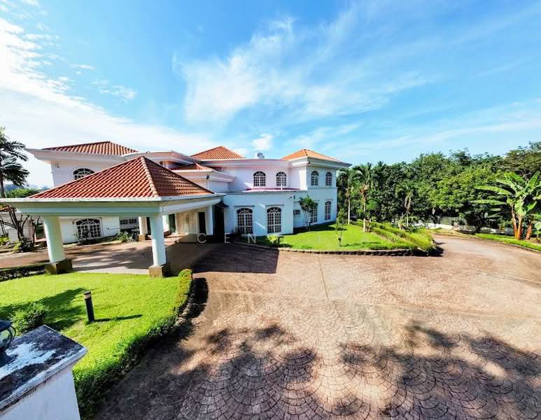 Bungalow House for Sale in Tropicana Golf and Country Resort (Tropicana) - Vincent Liaw - Exterior - PropertyGuru.com.my