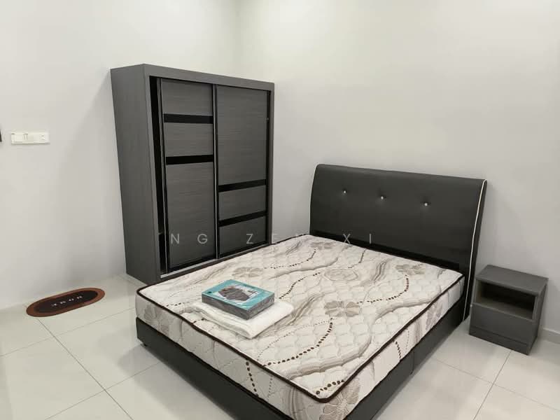 Condominium for Sale at Royal Strand @ Country Garden Danga Bay - NG ZEN XI - Bedroom - PropertyGuru.com.my