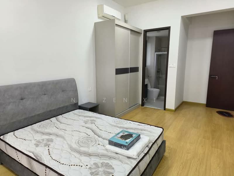 Condominium for Sale at Royal Strand @ Country Garden Danga Bay - NG ZEN XI - Bedroom - PropertyGuru.com.my