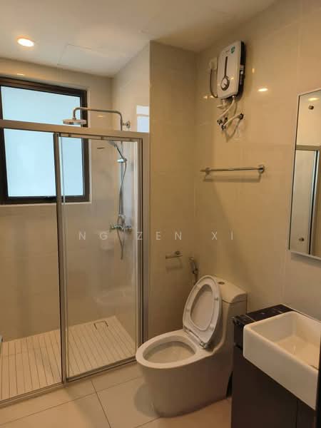 Condominium for Sale at Royal Strand @ Country Garden Danga Bay - NG ZEN XI - Bathroom - PropertyGuru.com.my