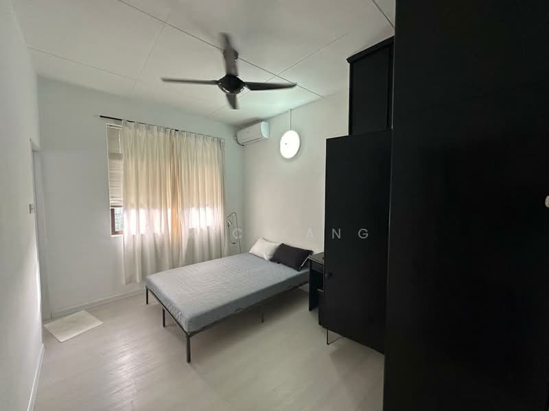 Townhouse for Rent in Tanjung Bungah (Penang) - Eric Kang - Bedroom - PropertyGuru.com.my