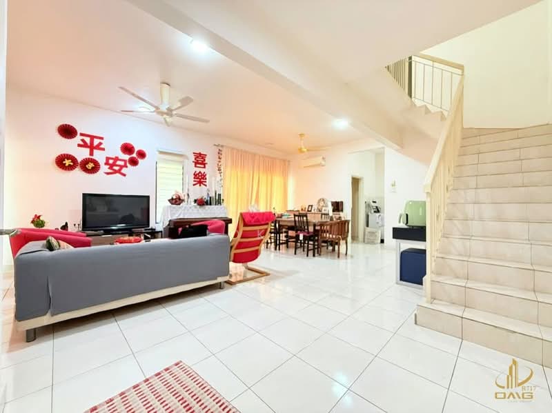 Terraced House for Sale in Shah Alam (Selangor) - Loke . - Living Room - PropertyGuru.com.my