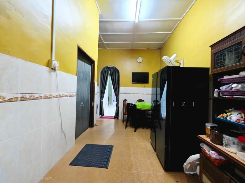 2-storey Terraced House for Sale in Kampung Padang Jaya (Kuantan) - Mohammad Azizi - PropertyGuru.com.my