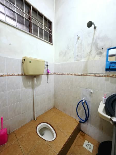 2-storey Terraced House for Sale in Kampung Padang Jaya (Kuantan) - Mohammad Azizi - PropertyGuru.com.my