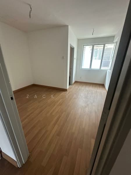 3-storey Terraced House for Sale in Rawang (Selangor) - Zack Yahya - PropertyGuru.com.my