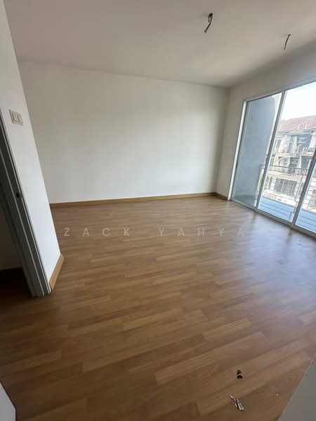 3-storey Terraced House for Sale in Rawang (Selangor) - Zack Yahya - PropertyGuru.com.my