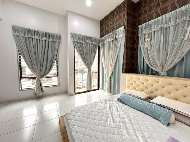Cluster House for Sale in Setia Tropika (Johor Bahru) - Shereen Wong - Bedroom - PropertyGuru.com.my