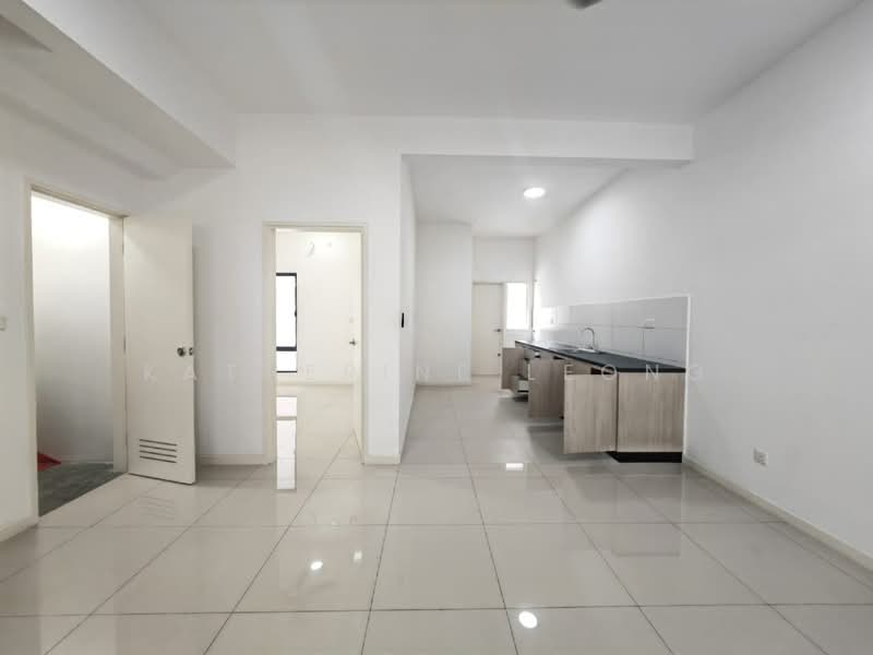 Rumah Teres 2 Tingkat untuk Disewa di Kota Emerald (Rawang) - Katherine Leong - Kitchen - PropertyGuru.com.my