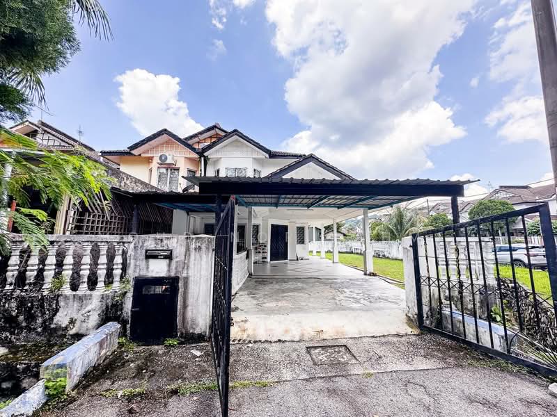 Rumah Teres 2 Tingkat untuk Dijual di Seksyen 7 (Shah Alam) - Mohd Nor Fahmi - Exterior - PropertyGuru.com.my