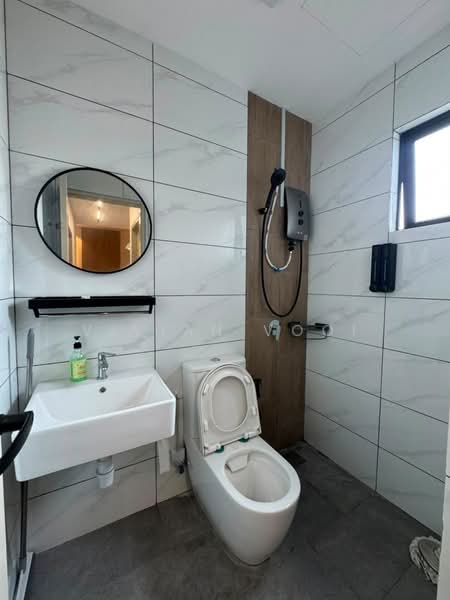 Service Residence for Rent at Piccadilly - Vivian Vooi - Bathroom - PropertyGuru.com.my