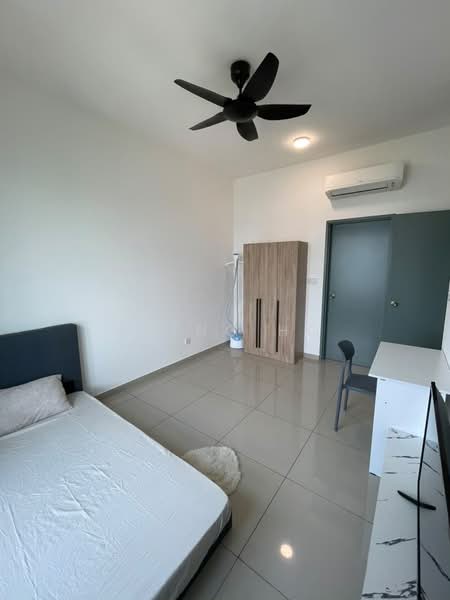 Service Residence for Rent at Parkland Residence - Sying Ho - Bedroom - PropertyGuru.com.my