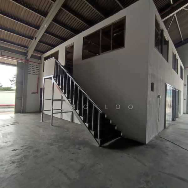 Factory for Rent in Kampung Bukit Kemuning (Shah Alam) - King Loo - Interior - PropertyGuru.com.my