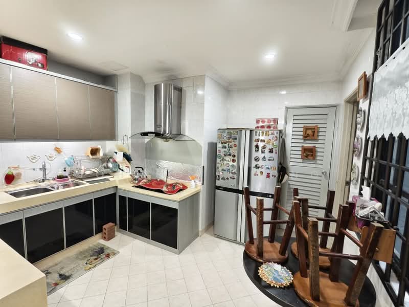 Condominium for Sale at Datin Halimah Condominium - Johnson Chong - Kitchen - PropertyGuru.com.my