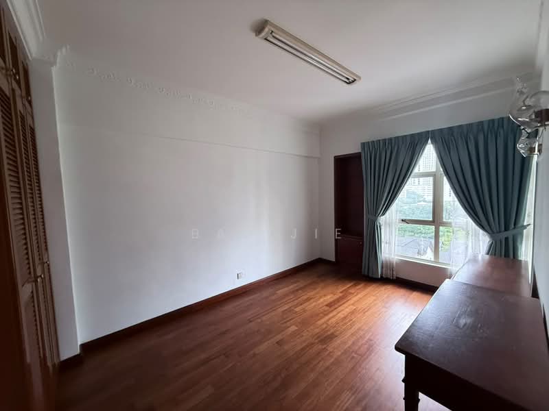 Kondominium untuk Dijual di Almaspuri - Bao Jie - Bedroom - PropertyGuru.com.my