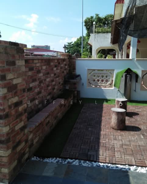 Rumah Teres 2 Tingkat untuk Disewa di Kampung Bukit China (Melaka) - Jeffrey Lau - Exterior - PropertyGuru.com.my