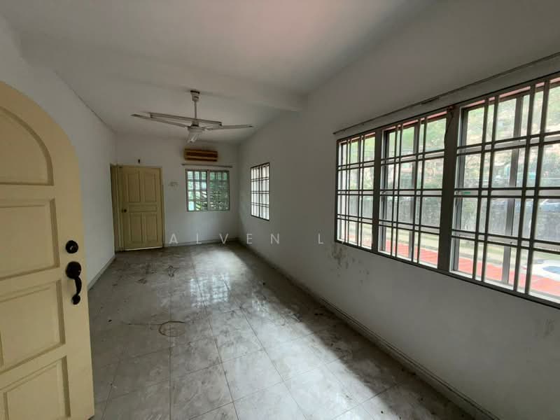 Rumah Teres 2 Tingkat untuk Dijual di Taman Wangsa Permai (Kepong) - Alven Lim - Living Room - PropertyGuru.com.my