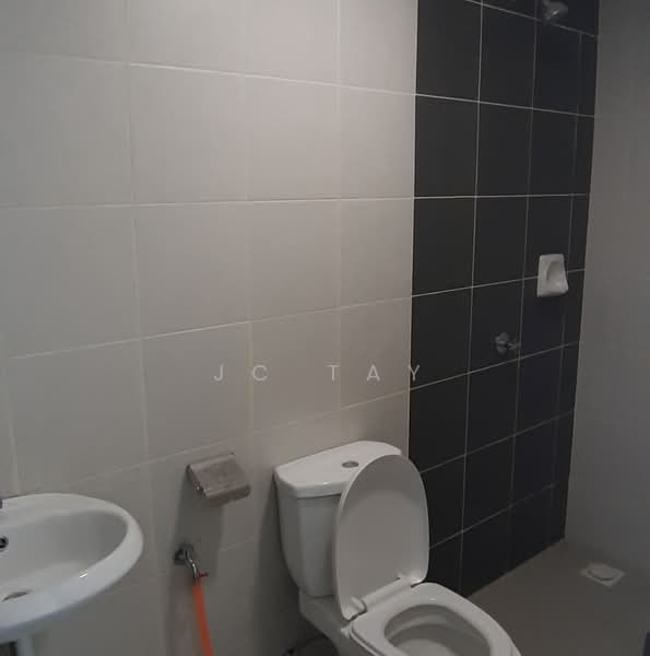 Apartment for Sale at Residensi KepongMas - JC Tay - Bathroom - PropertyGuru.com.my