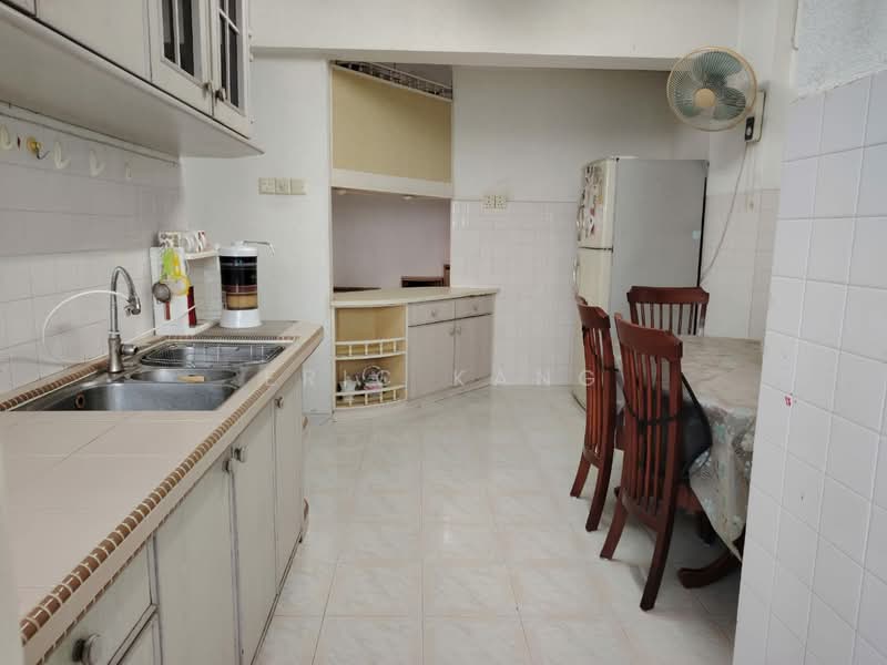 Apartment for Rent at Greenlane Heights Block A - Eric Kang - Kitchen - PropertyGuru.com.my