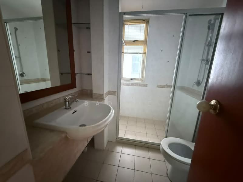 Kondominium untuk Dijual di Almaspuri - Bao Jie - Bathroom - PropertyGuru.com.my