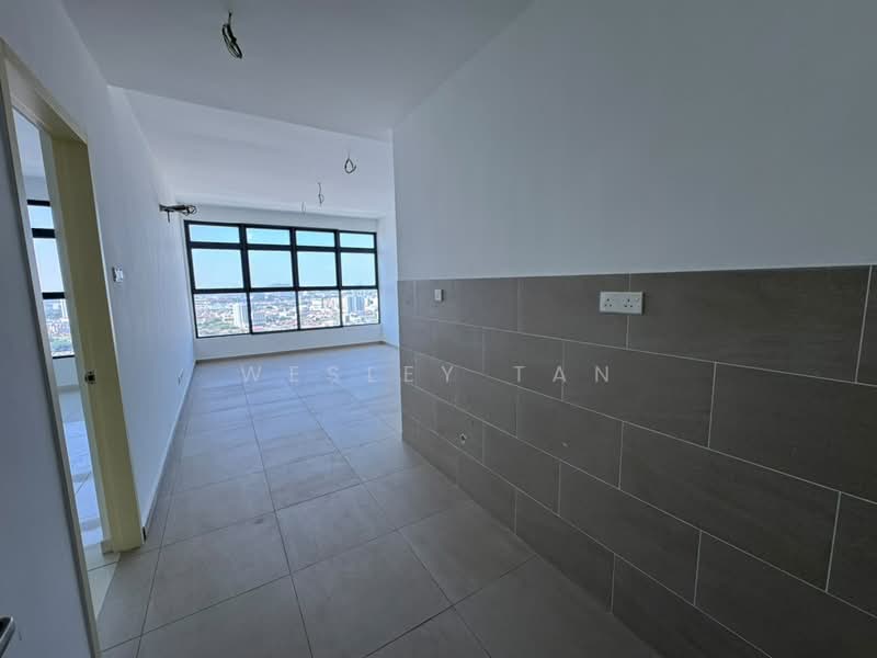 Servis Apartment untuk Dijual di Atlantis Residences (Pangsapuri Atlantis Kota Syahbandar) - Wesley Tan - Corridor - PropertyGuru.com.my
