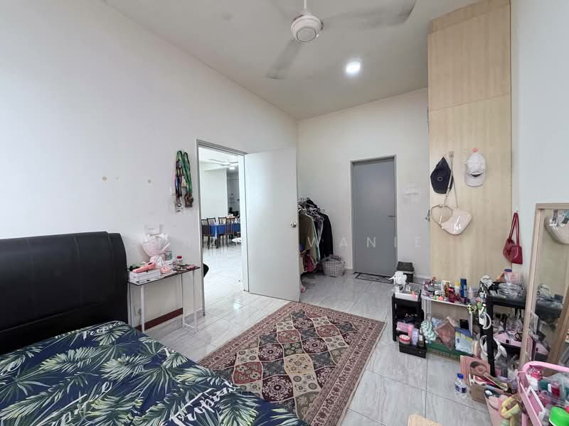 Pangsapuri untuk Dijual di Putra Impian - Syazue Wanie - Bedroom - PropertyGuru.com.my