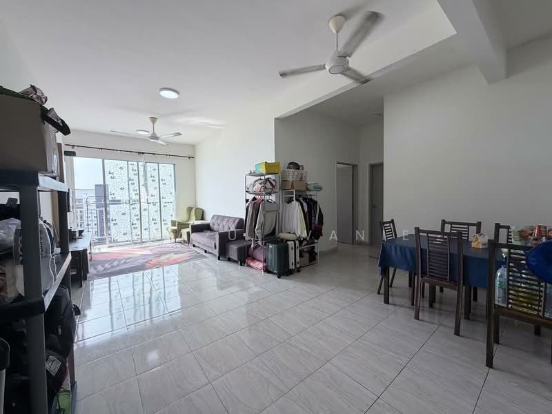 Pangsapuri untuk Dijual di Putra Impian - Syazue Wanie - Living Room - PropertyGuru.com.my