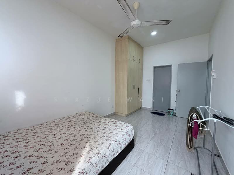 Pangsapuri untuk Dijual di Putra Impian - Syazue Wanie - Bedroom - PropertyGuru.com.my
