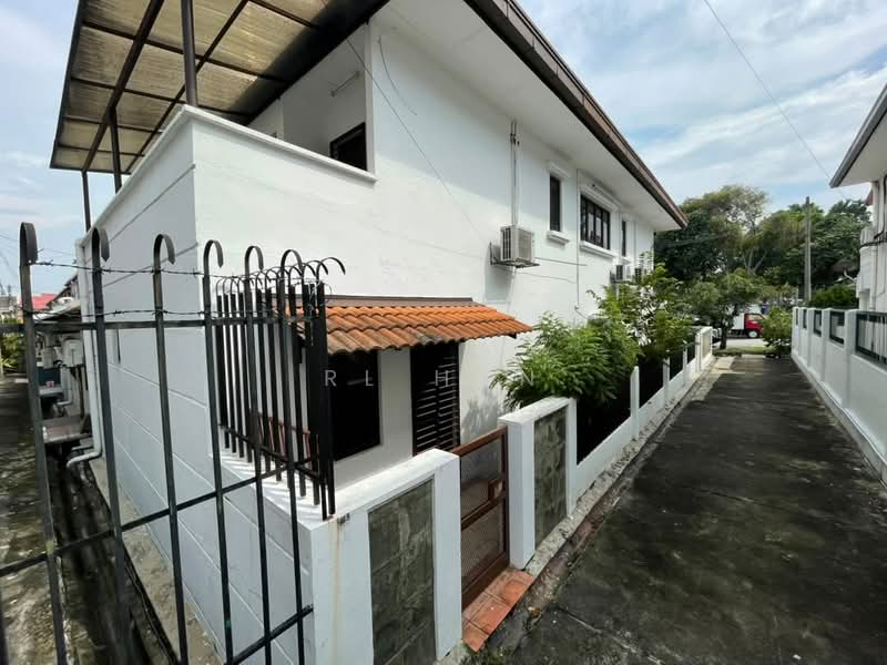 Rumah Teres untuk Dijual di Bandar Utama (Selangor) - RL Han - Exterior - PropertyGuru.com.my