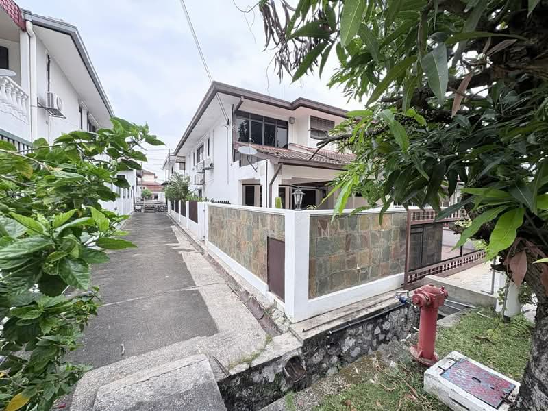 Rumah Teres untuk Dijual di Bandar Utama (Selangor) - RL Han - Exterior - PropertyGuru.com.my