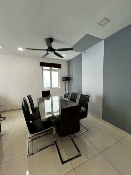 Kondominium untuk Dijual di Ceriaan Kiara - Bao Jie - Dining Room - PropertyGuru.com.my