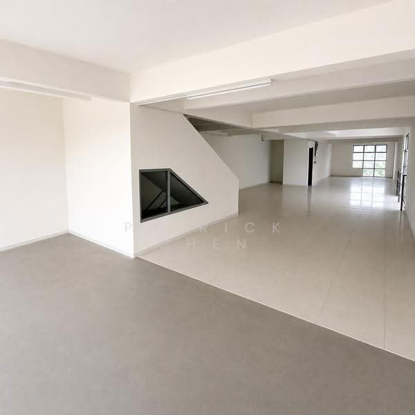 Shop for Rent in SS19 (Subang Jaya) - Patrick Chen - Interior - PropertyGuru.com.my