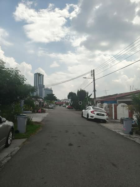 1-storey Terraced House for Sale in Johor Bahru (Johor) - Ray Wong - Exterior - PropertyGuru.com.my