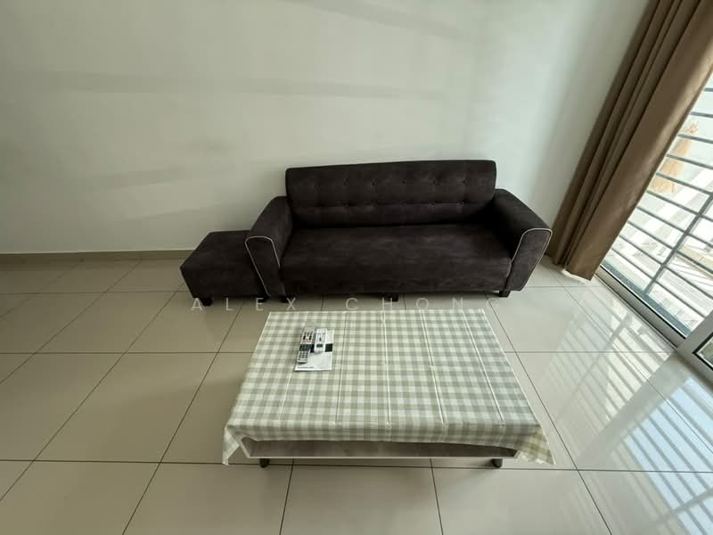Kondominium untuk Dijual di De Centrum Residences - Alex Chong - Living Room - PropertyGuru.com.my