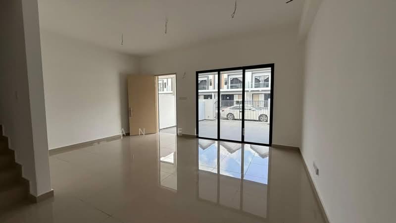 2-storey Terraced House for Sale in Johor Bahru (Johor) - Angel Lee - Living Room - PropertyGuru.com.my