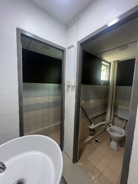 Shop for Sale in Satok (Kuching) - ZY Kuan - PropertyGuru.com.my