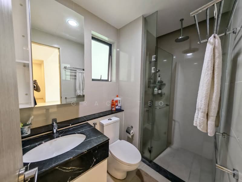 Kondominium untuk Dijual di Bay 21 - Grace Teo - Bathroom - PropertyGuru.com.my