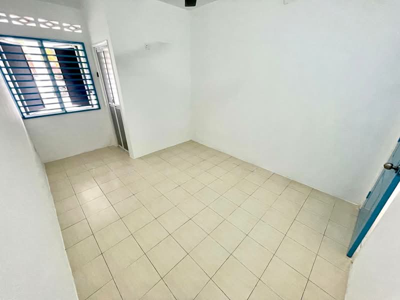Rumah Teres 1 Tingkat untuk Dijual di Banting (Banting) - Tasya Ruslan - PropertyGuru.com.my