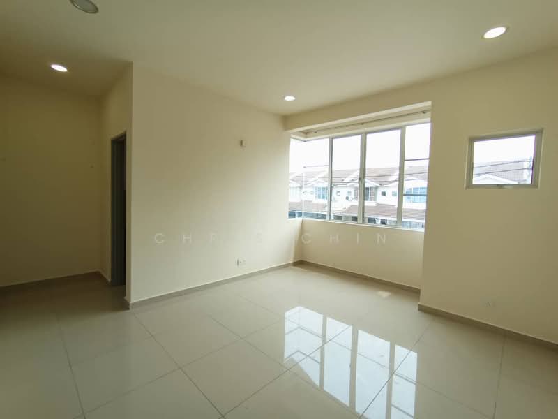Rumah Teres 2 Tingkat untuk Dijual di Taman Pakatan Jaya (Tambun) - Chris Chin - Living Room - PropertyGuru.com.my