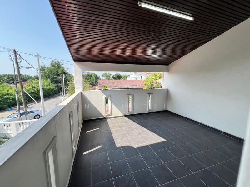 Semi-Detached House for Sale in Gelugor (Penang) - Enoch Tiu - Balcony - PropertyGuru.com.my