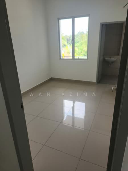 2-storey Terraced House for Rent in Amverton Hills (Sungai Buloh) - Wan Azima - Interior - PropertyGuru.com.my