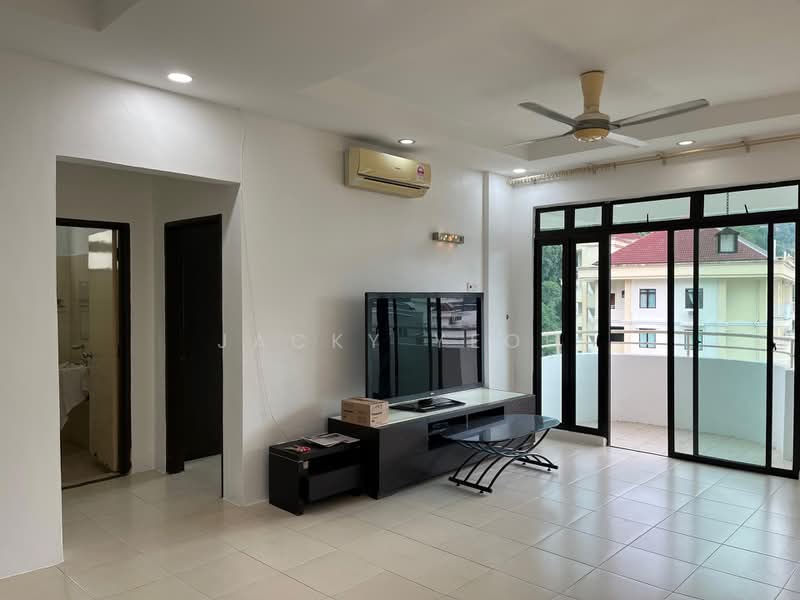 Kondominium untuk Disewa di Penhill Perdana Condominium - Jacky Yeoh - Living Room - PropertyGuru.com.my