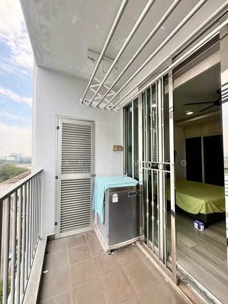 Pangsapuri untuk Disewa di Bayu Marina - Sharon Wong Shu Shien - Balcony - PropertyGuru.com.my