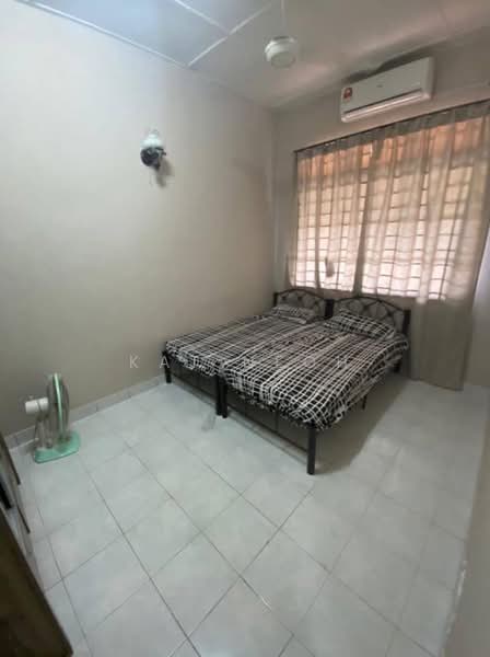 Pangsapuri untuk Dijual di Miharja (LRT Maluri) - KAT NEOH - Bedroom - PropertyGuru.com.my
