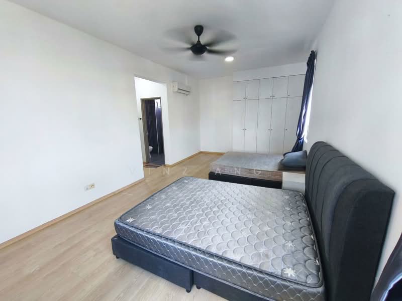 Servis Apartment untuk Disewa di Larkin Heights - Vinz Ang - Bedroom - PropertyGuru.com.my