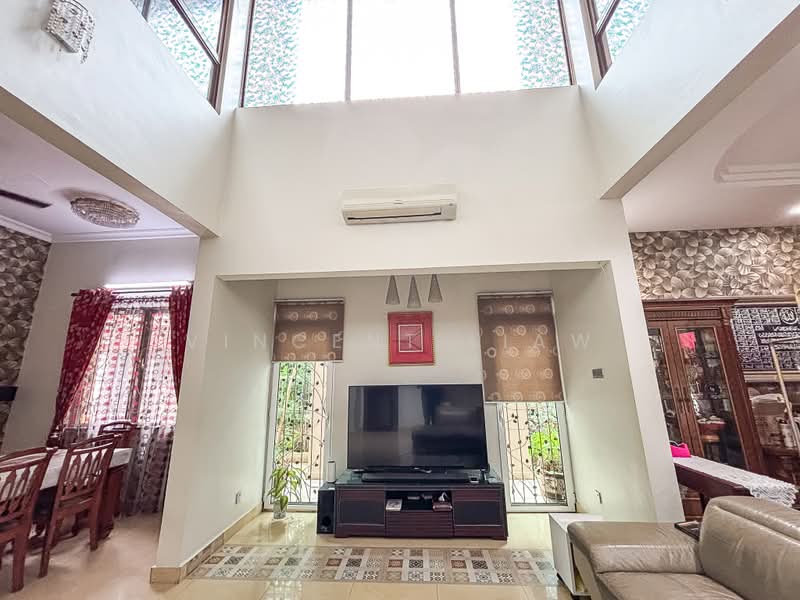 Rumah Berkembar untuk Dijual di Mutiara Damansara (Selangor) - Vincent Liaw - Living Room - PropertyGuru.com.my